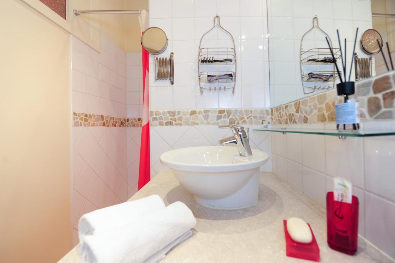 Mini Suite Miro Five Stars Holiday House Nizza Esterno foto